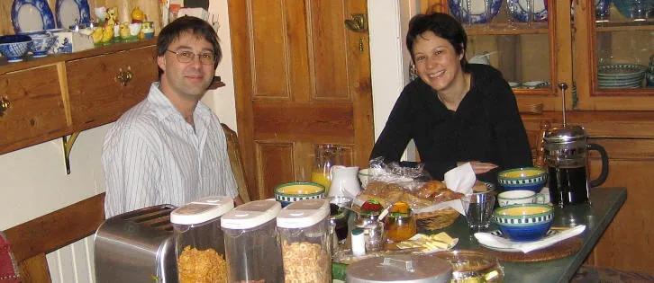 Silvia und Andreas beim Frühstück in London